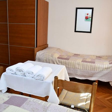 Apartments Josip Rab Town Exterior foto